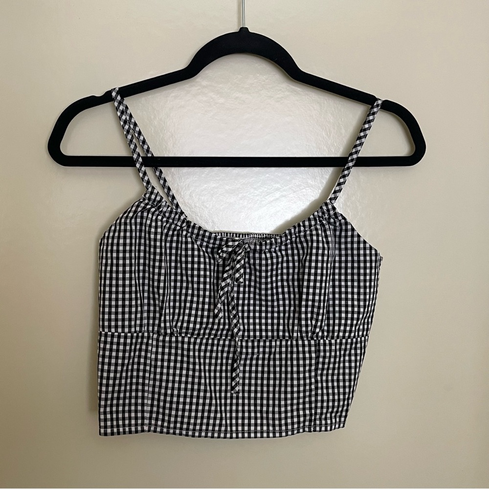 Cropped tank top 🖤